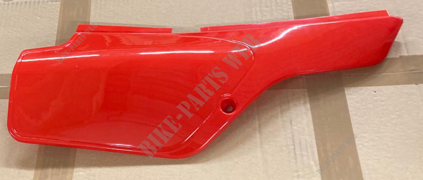 Flash Red right side cover XR250R, XR350R and XR600R 1985 and 1986 - CACHE LATERAL D XR250/350/600 85-86 R119