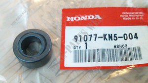 Suspension, top end rear schok bearing Honda XR200R from 1984, XR250R from 1986, XR350R 1985 et 86, XR600R, XR650L - 91077-KN5-004
